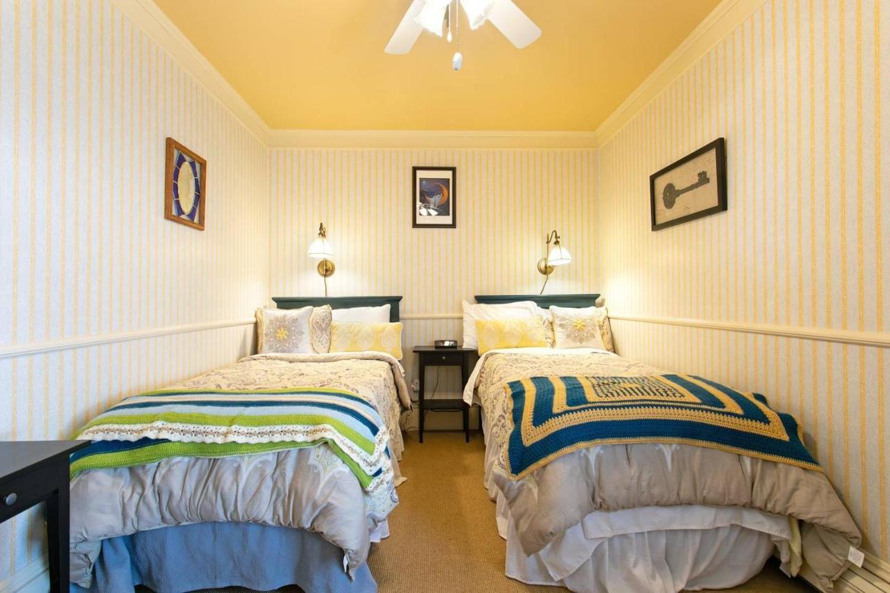 Rose Street Bed & Breakfast Джорджтаун Экстерьер фото