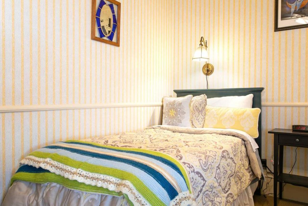Rose Street Bed & Breakfast Джорджтаун Экстерьер фото