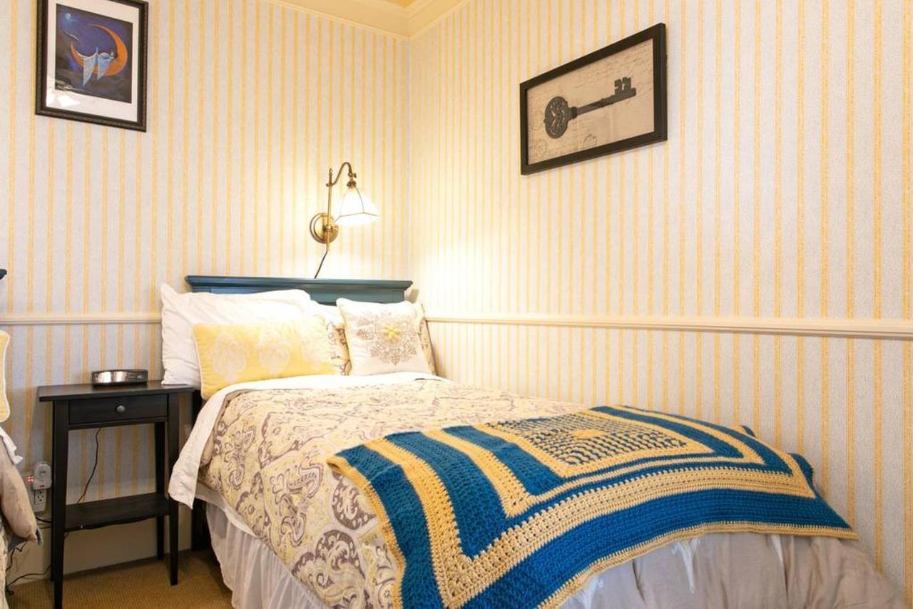 Rose Street Bed & Breakfast Джорджтаун Экстерьер фото
